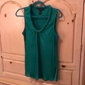 Pretty green sleeveless top